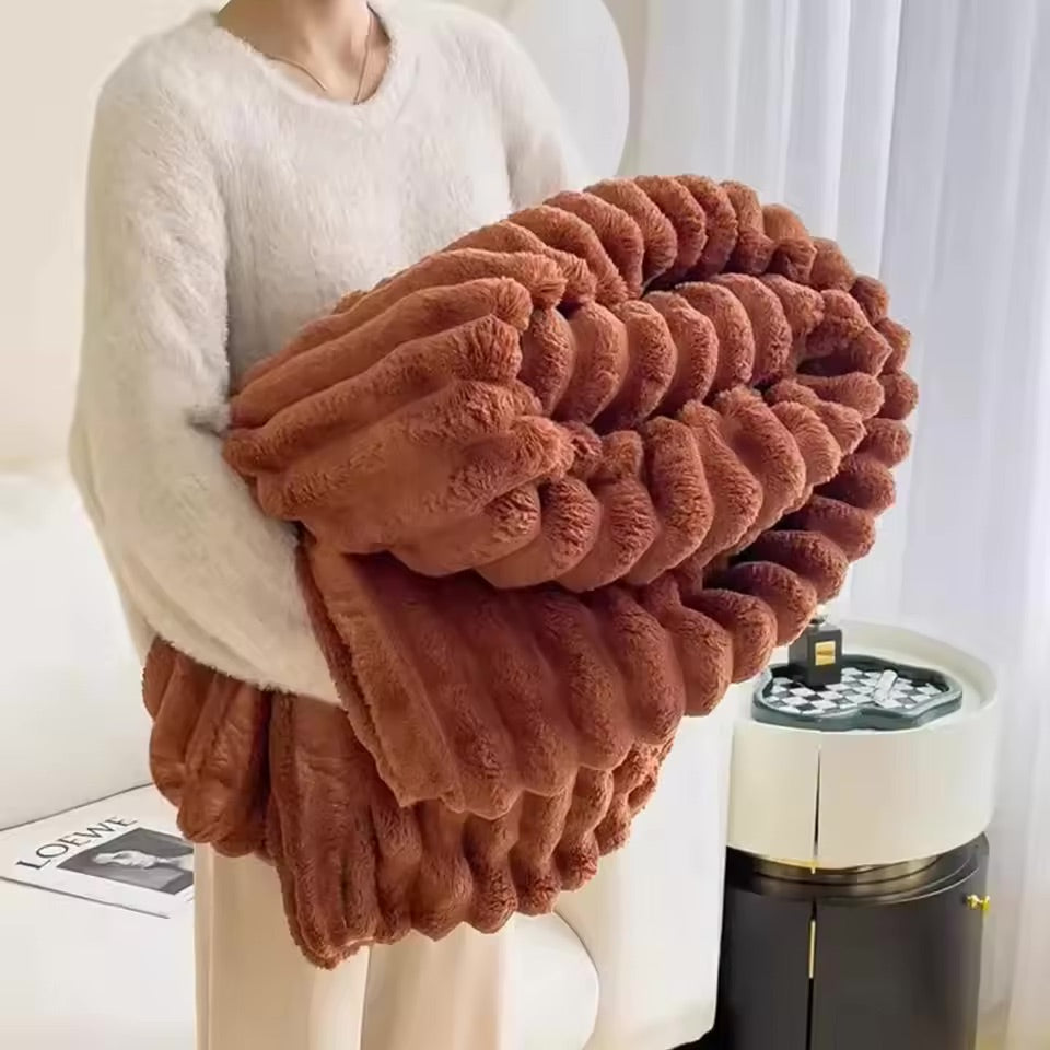 Couverture en Flanelle Douce pour Canapé et Lit - Confort et Élégance