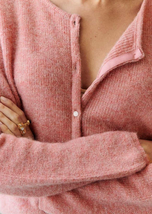 Cardigan doux et luxueux avec boutons pour femmes - Aurelles