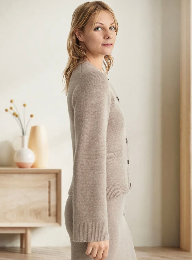 Cardigan doux et stylé pour femmes - Aurelles
