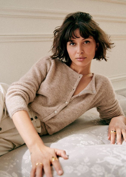 Cardigan doux et luxueux avec boutons pour femmes - Aurelles