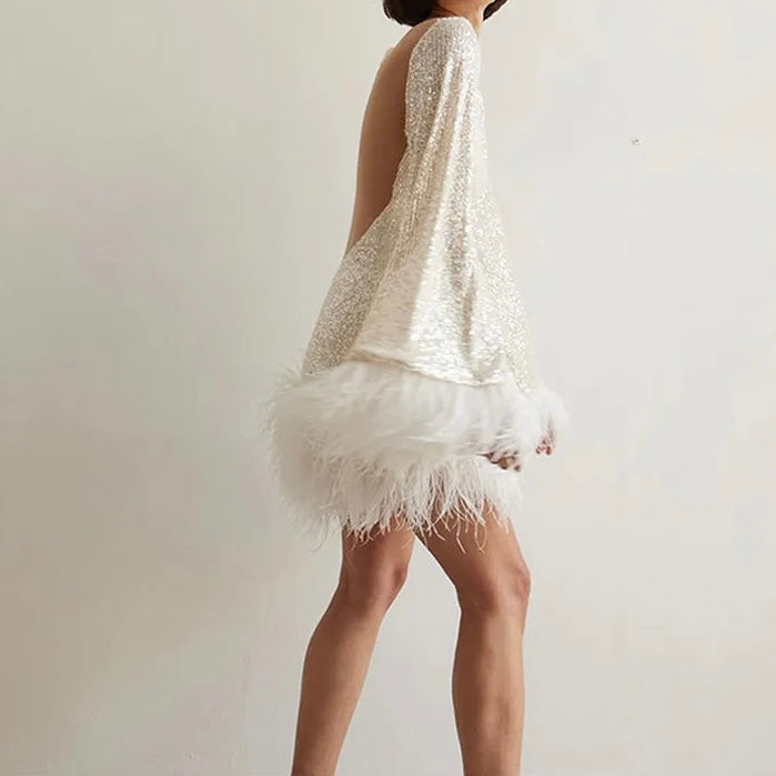 Robe à Paillettes avec Finitions en Plumes Glamour - Aurelles