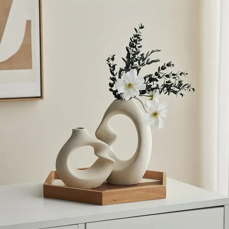 Velora – Set of Sculptural Ceramic Vases
