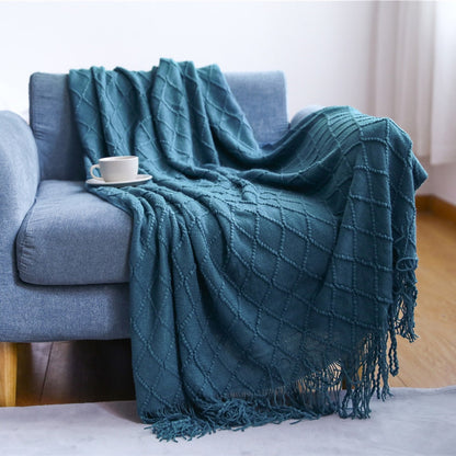 Velora – Soft and Elegant Handwoven Throw