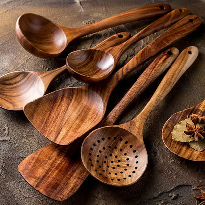 Solena – Ustensiles de Cuisine en Teck 7 Pièces Élégants et Polyvalents