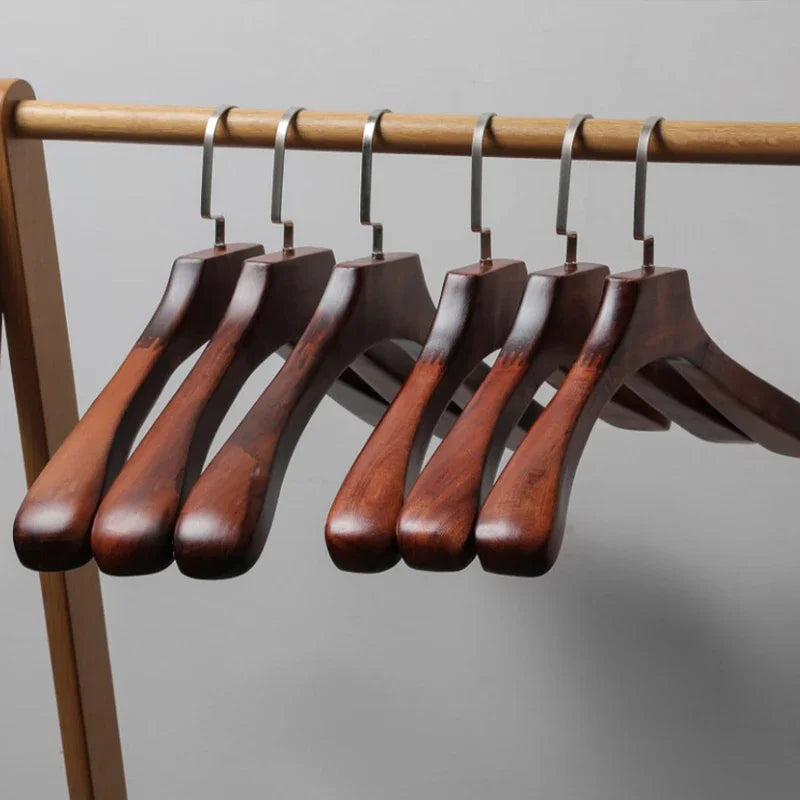 Terra – Cintres Premium en Bois et Métal