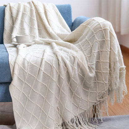 Velora – Soft and Elegant Handwoven Throw