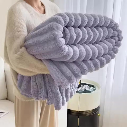 Couverture en Flanelle Douce pour Canapé et Lit - Confort et Élégance