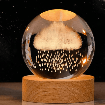 Velora – Boule Lumineuse en Verre Gravé sur Socle en Bois Naturel