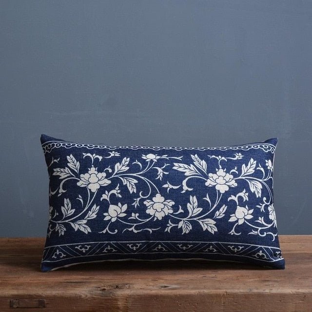 Velora – Housse de Coussin en Lin-Coton à Motif Porcelaine Bleue