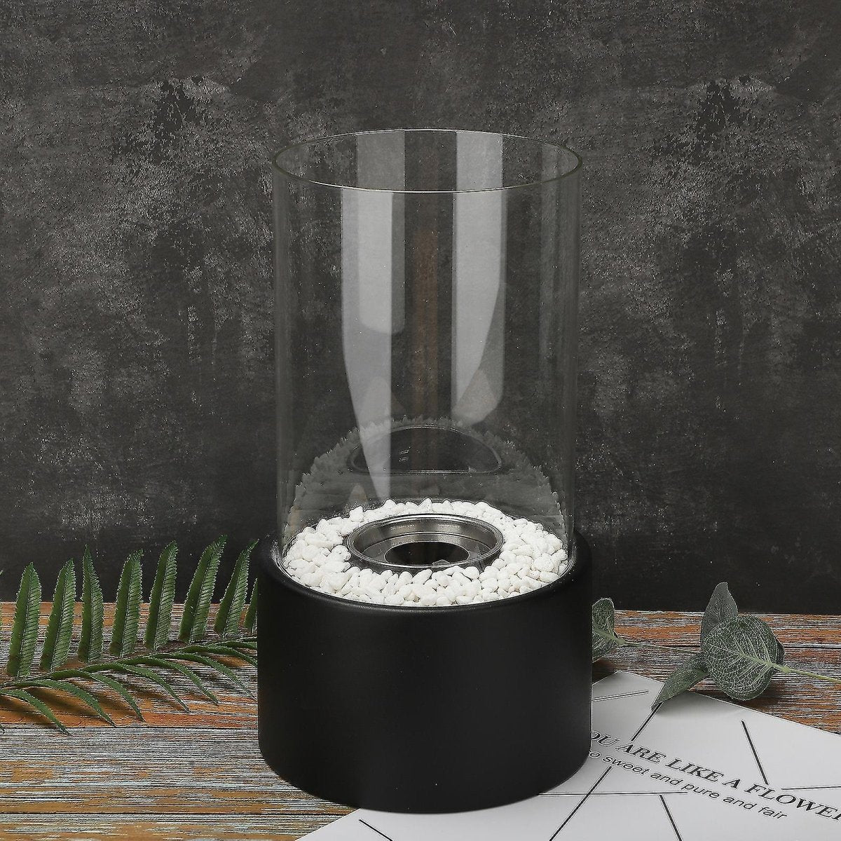 Orion – Lampe à Huile en Métal et Verre Élégante