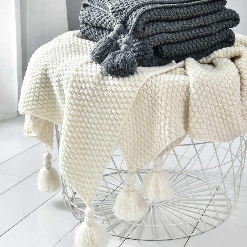 Velora – Soft and Warm Knitted Fringe Throw