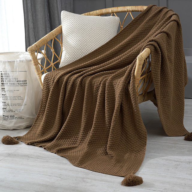 Velora – Soft and Warm Knitted Fringe Throw