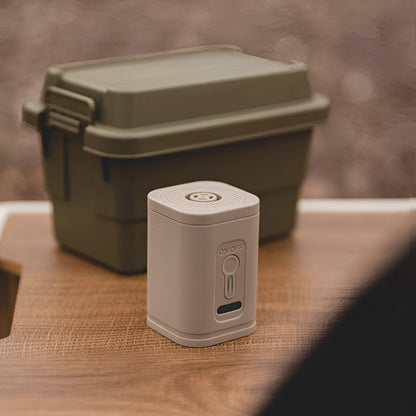Orion – Pompe à Air Mini Rechargeable avec LED Multifonction
