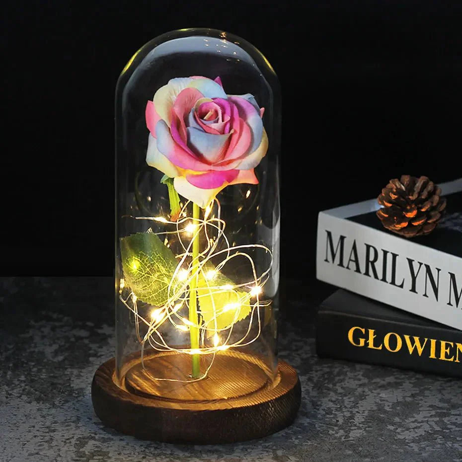 Solène – Rose Préservée sous Cloche en Verre avec LED