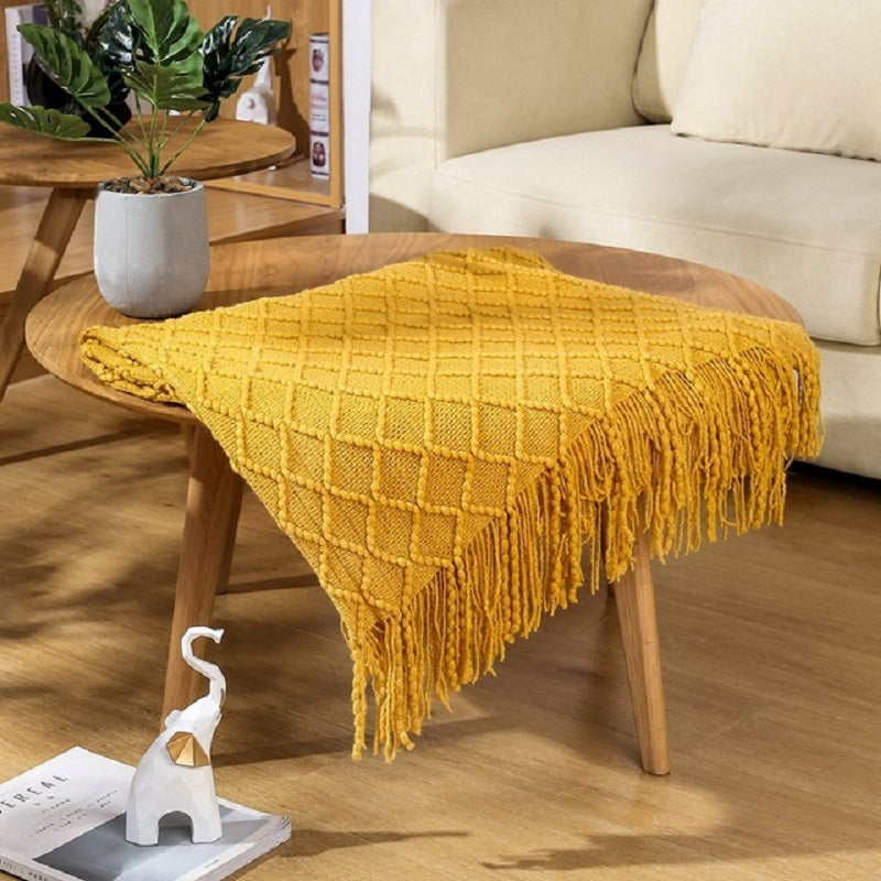 Velora – Soft and Elegant Handwoven Throw